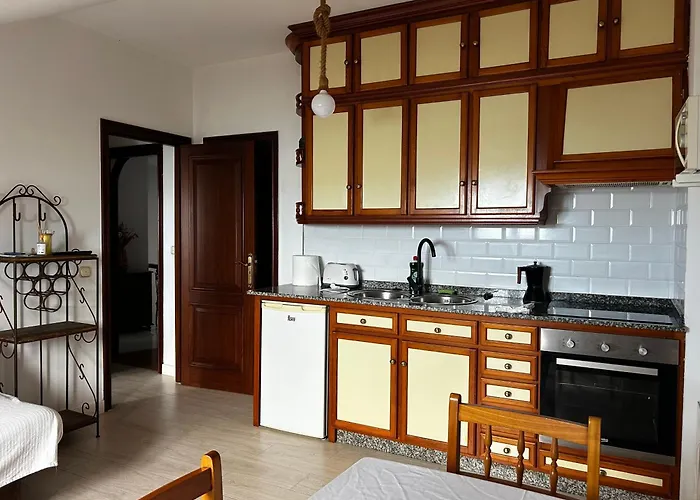 A Traina בית הארחה 3*